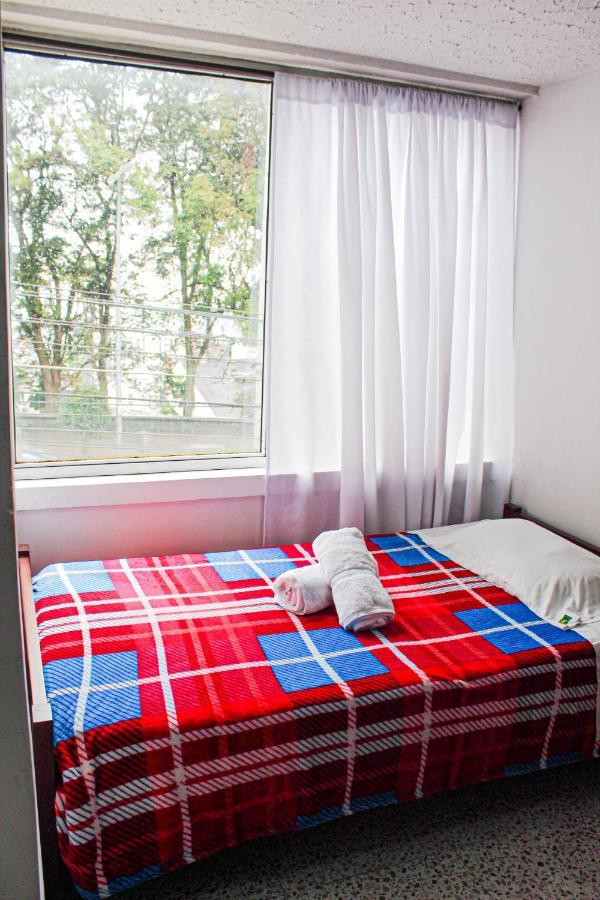 El Cable Hostal Manizales Eksteriør billede